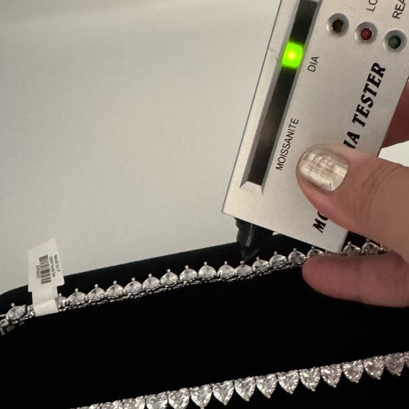 14kt 51ct Heart Tennis Necklace - Picture 8 of 15